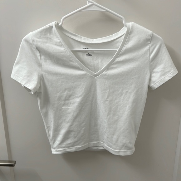 Medium White Wild Fable crop top. Worn once - Picture 3 of 4